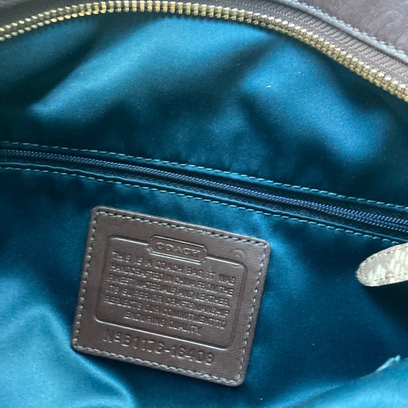 COACH classic tan material w/reptile pattern leather trim hobo purse. $55 - Picture 6 of 15